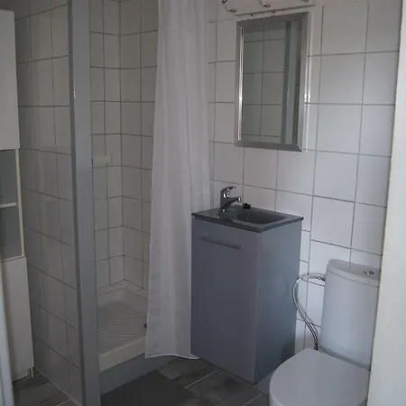 Les Locations De Lara Ii - T2 Lit Double&clic-clac Balcon Piscine Parking Privatif Agde