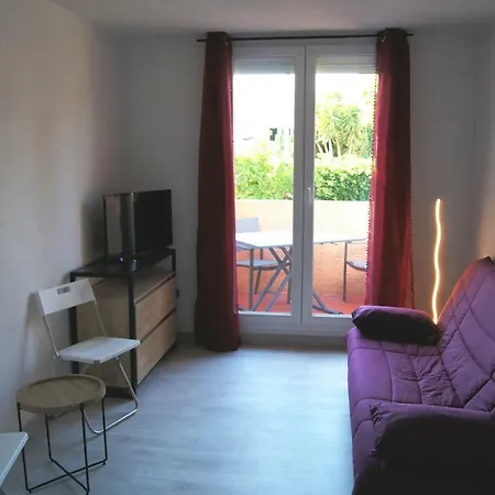 Les Locations De Lara Ii - T2 Lit Double&clic-clac Balcon Piscine Parking Privatif Appartement